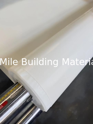 Chinese manufacturers directly sell fiberglass reinforced polyvinyl chloride PVC waterproofing membranes for roofs